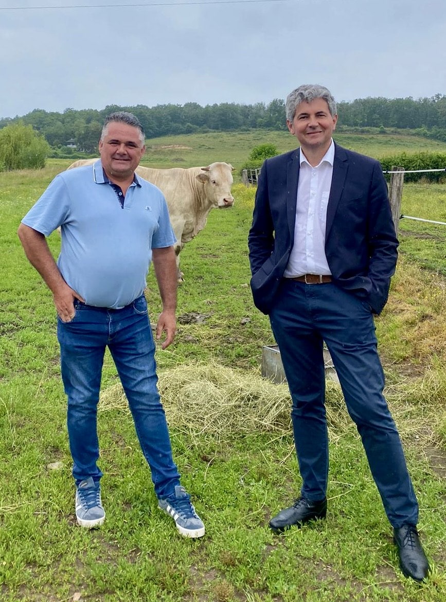 , LEGISLATIVES – 5e circonscription de Saône et Loire – Gilles Platret sera aux côtés de Frédéric Borne, éleveur à Ecuisses